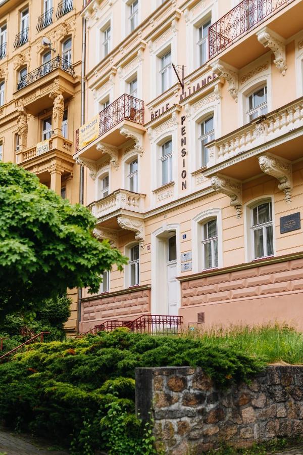 Hotel Belle Alliance การ์โลวีวารี ภายนอก รูปภาพ